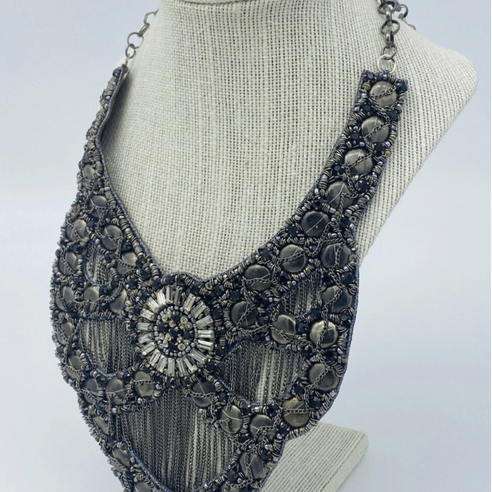 Gorgeous! Deepa Gurnani Signed Statement Necklace… - image 3
